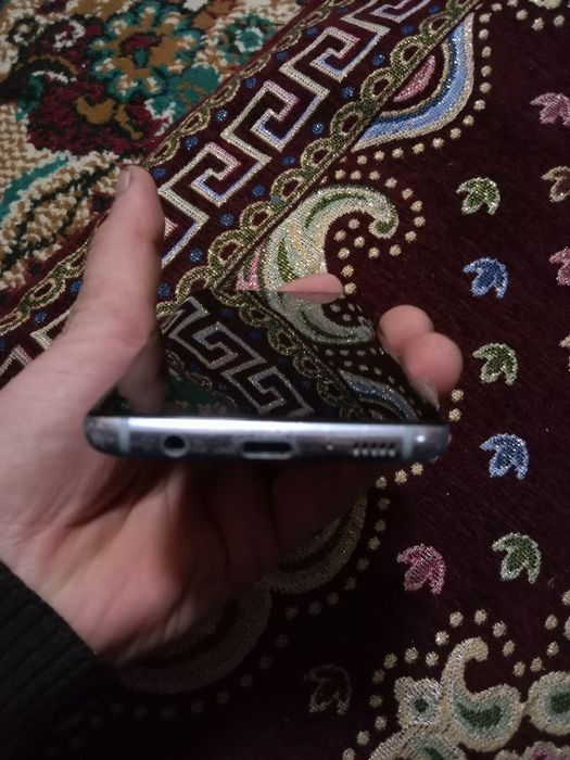 Samsung s8 sotiladi.