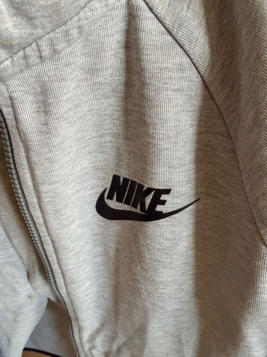 спортен костюм Nike tech fleece 147-158 оригинален