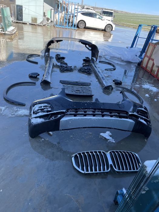 Bara fata bara spate praguri grila volan si airbag bmw x5  g05