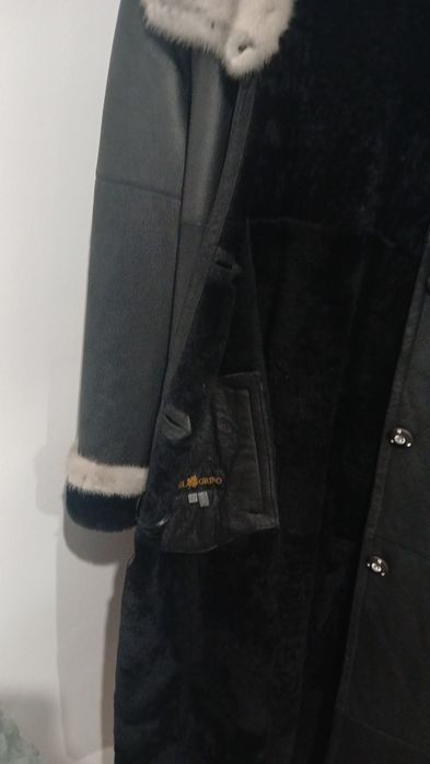 Продам дублёнку натуралный кожа