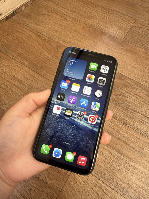 iPhone XR 64гб отличный