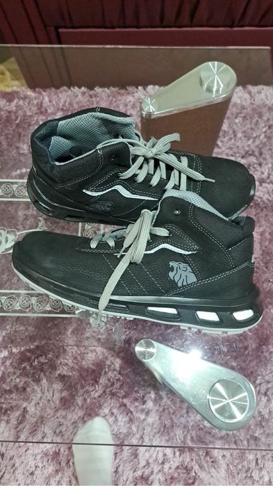 Ghete din piele intoarsa Lift S3 SRC, 45 si 46