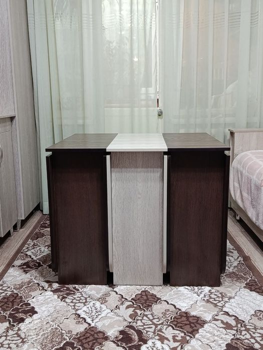 Стол-транформер, стол-книжка,