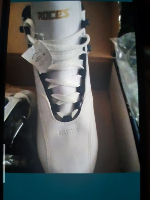 Patine gheata Jackson Artiste si  Roces noi