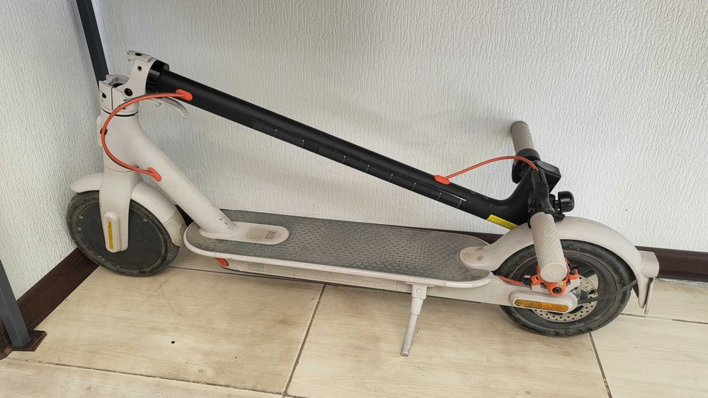 Mi Electric Scooter 3