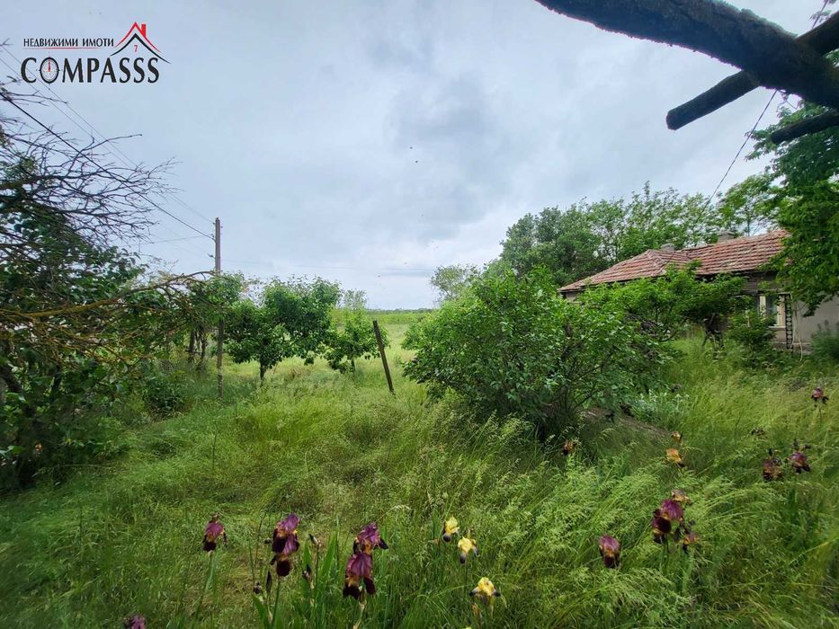 с. Равнец, Общ. Ген. Тошево, къща с двор – 39000лева!