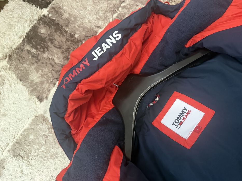 Geaca puffer Tommy Hilfiger