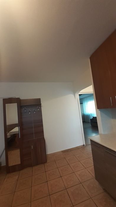 Inchiriez apartament 2 camere