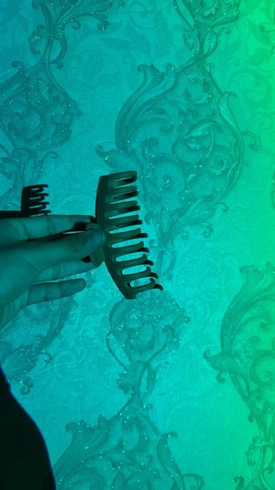 Много разных украшении