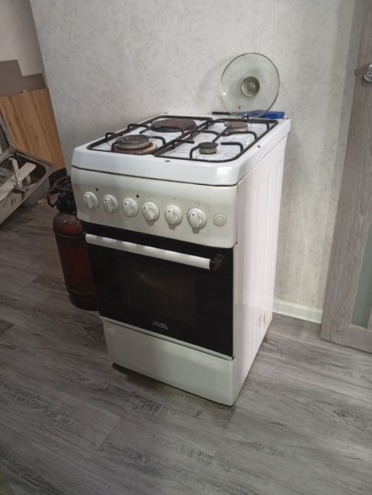 Продам газовый плиту