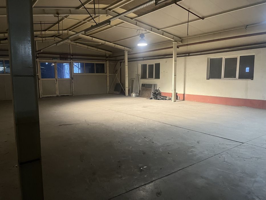 Inchiriez Hala Depozit