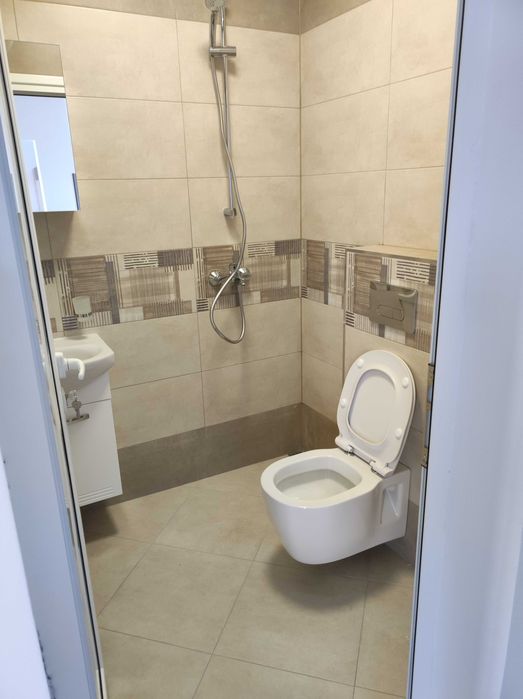 Дава се под наем Едностаен апартамент в Разлог - 50 кв.м за 420 € - Снимка #2