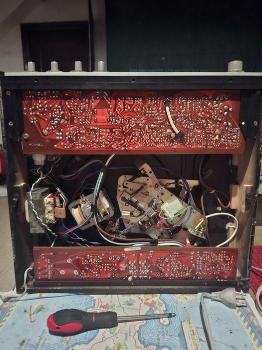 Sony cf580 / Koyo  KSR1031 / pic-up, radio Ferguson