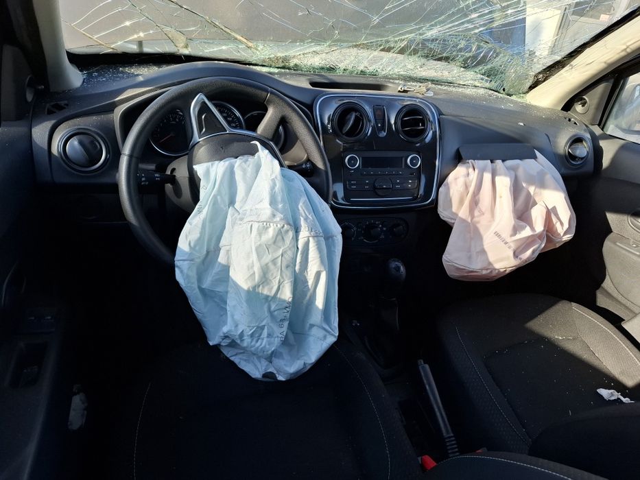 Vand stop, usa,motor Dacia Logan