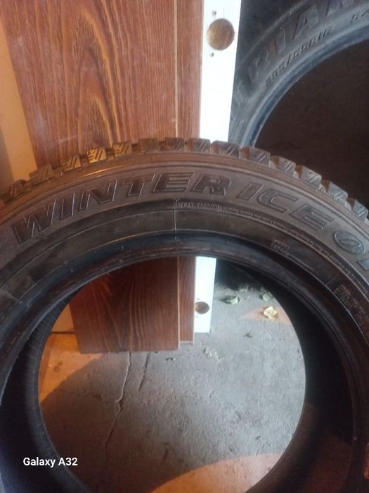 Шины зимний комплект R15 торг уместен