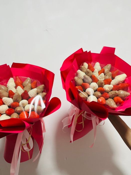 Клубника в шоколаде Алматы