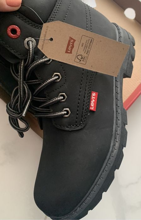 Нови оригинални боти Levi’s 36 номер естествена кожс