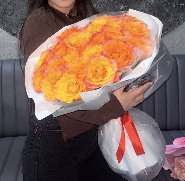 цветы свежие 25 роз