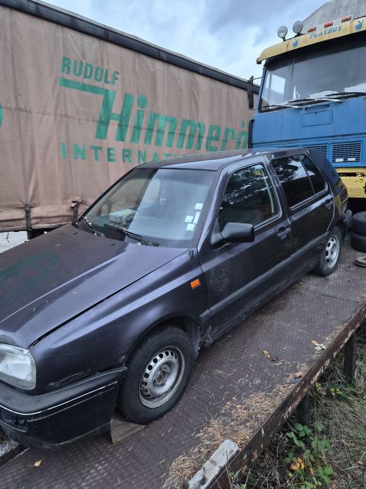 НА ЧАСТИ 1.8 90 Голф 3