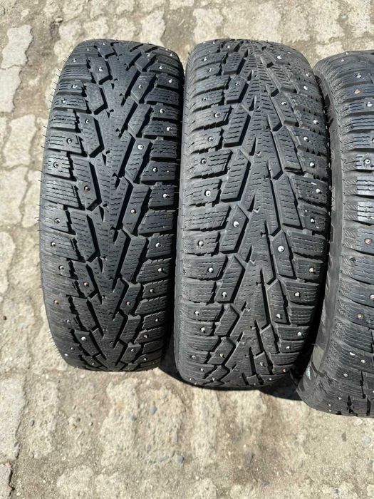 Зимние шины 185/65 R15