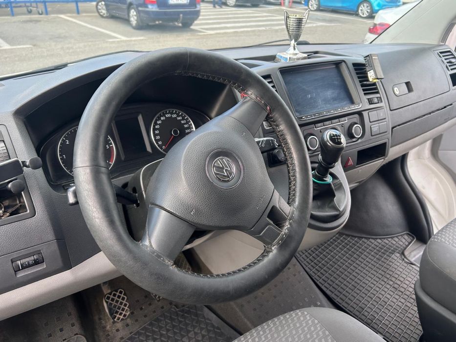 VOLKSWAGEN Caravelle 2010 — imagine 5