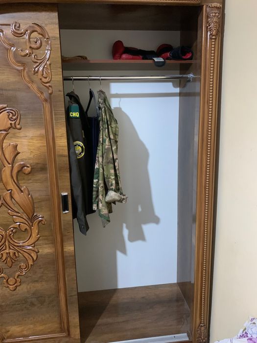 Yotoqxona uchun shkaf