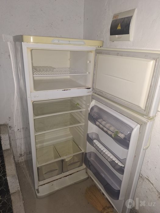 Холодильник бирюса сотилади холати яхши/ Продается холодильник Бирюса