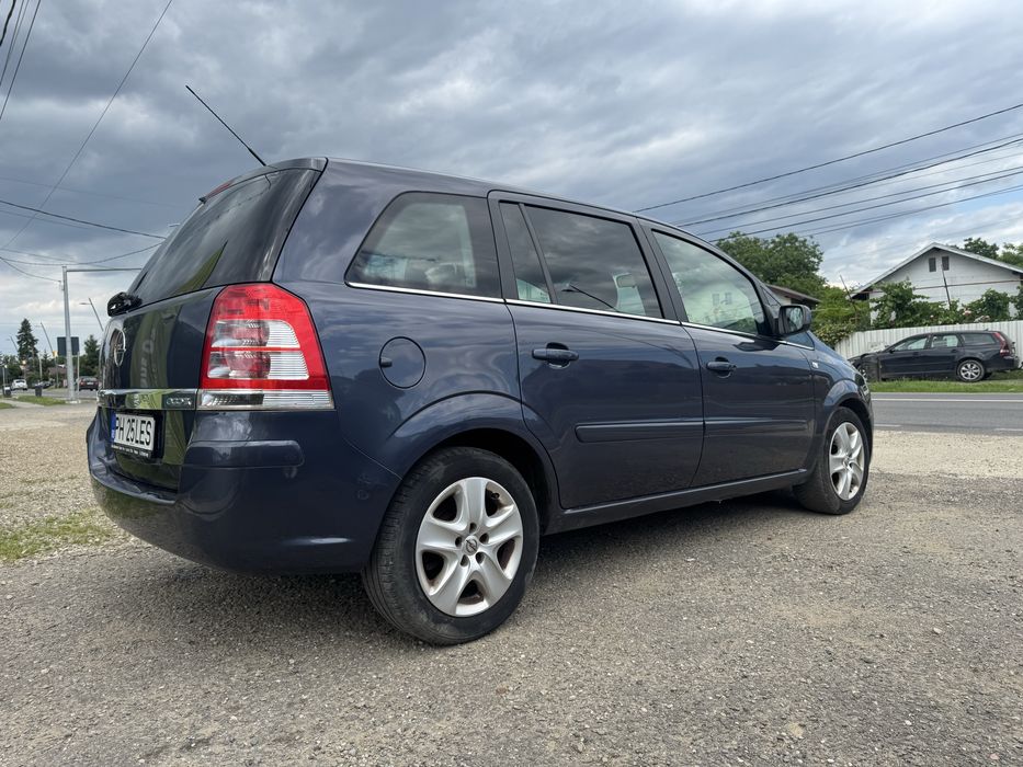 Opel Zafira **Rar efectuat** Euro 5 ** Rate/avans zero