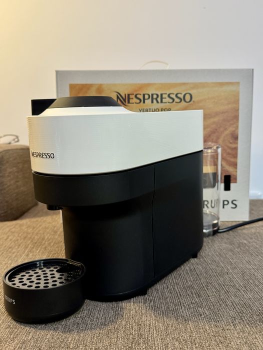 Aparat cafea Nespresso Vertuo Pop