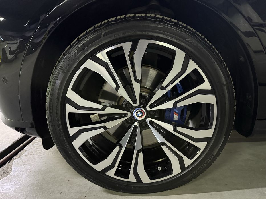 Bmw x7 в идиалном состояние