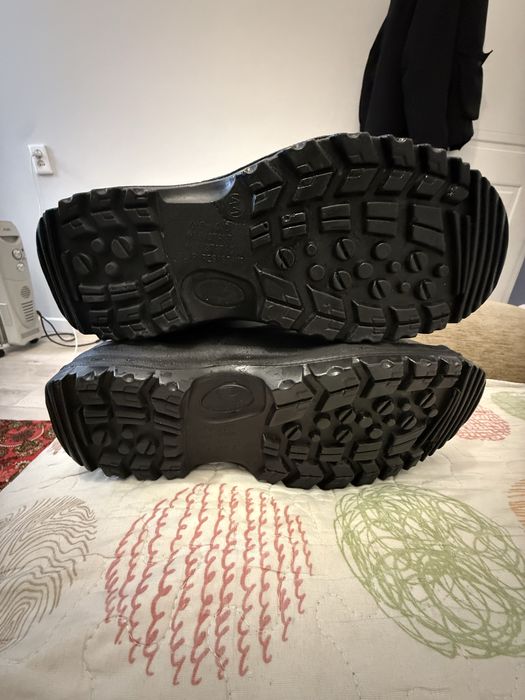 Зимний етик новый  сатылады 20000