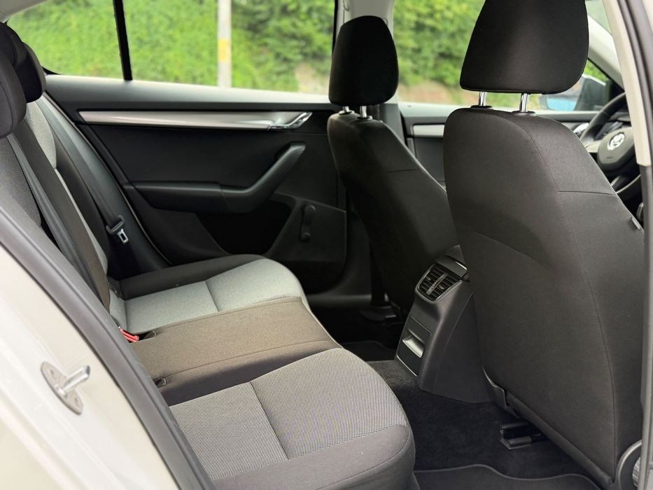 Skoda Octavia 2016 si in Rate