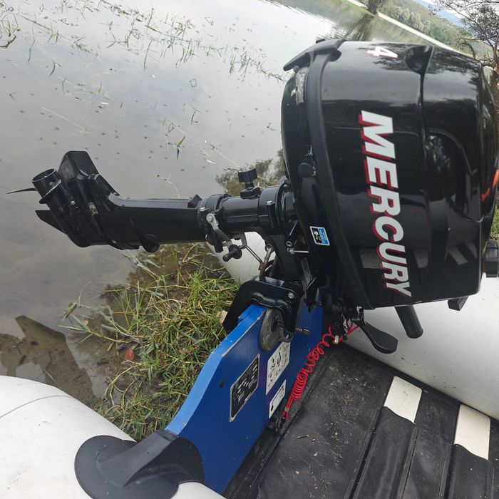 Лодка Zodiac - 4 hp Mercury 4-тактов