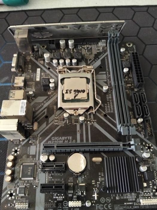 Gigabayte H310 i5 9400