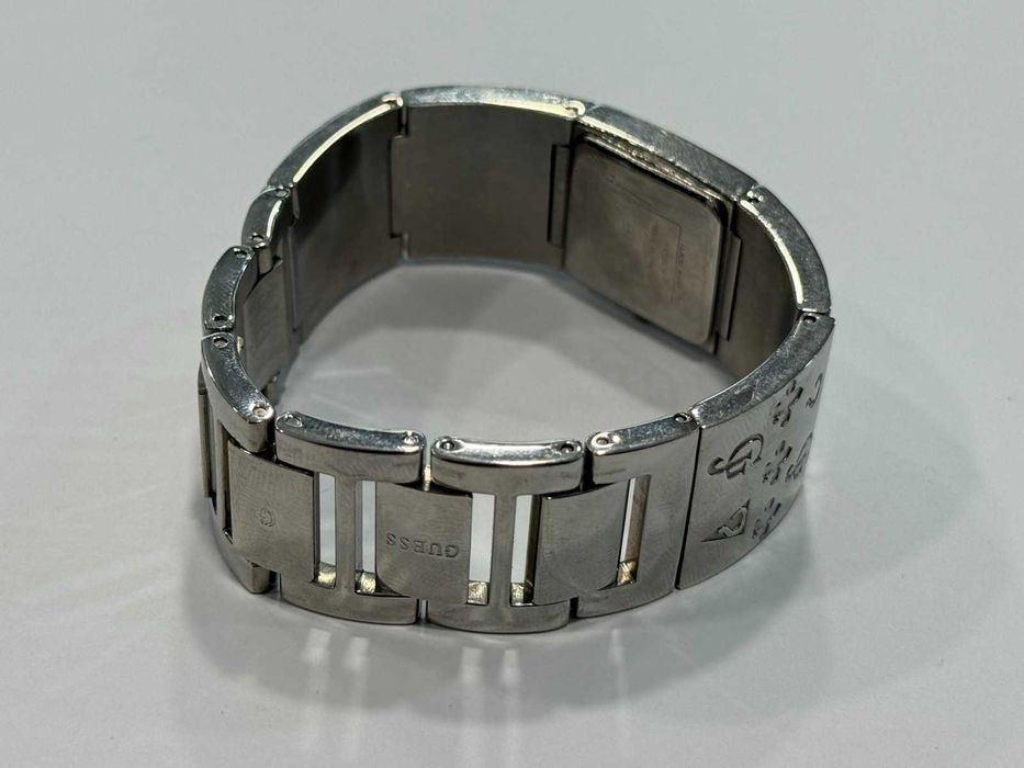 Дамски часовник Guess – модел W70003L1