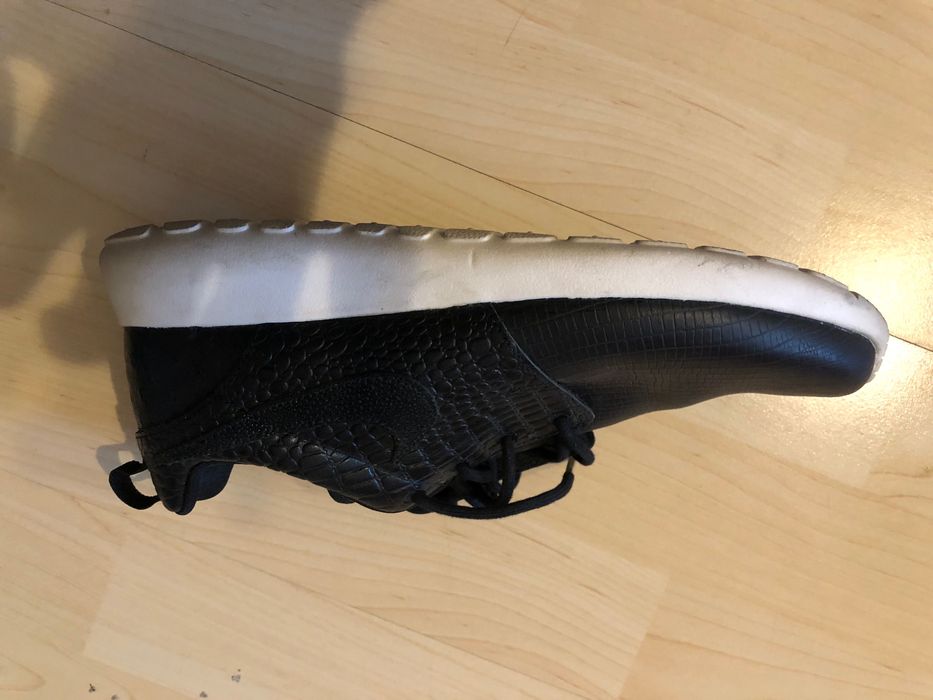 Pantofi sport dama Nike din piele negri marime 40,5