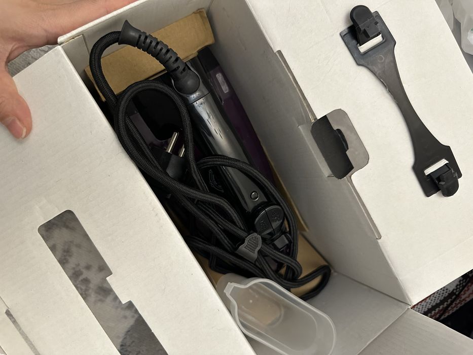 Утюг Redmond RI-C257 паровой