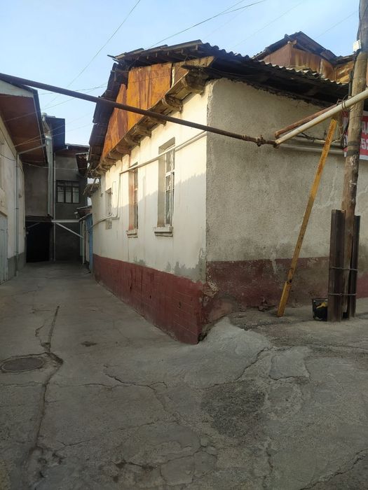 Uy sotiladi chorsuda