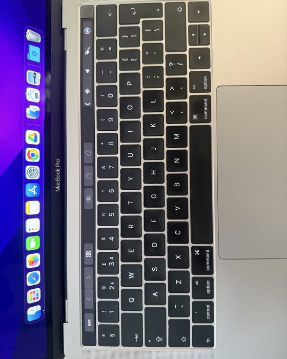 MacBook Pro 13 2017 Touch Bar, i5, 8GB RAM, stare bună