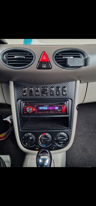 Radio CD MP3 Kenwood USB, Bluetooth, 4x50W