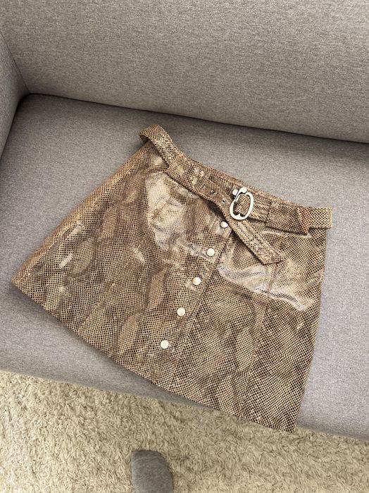 Пола Zara размер М