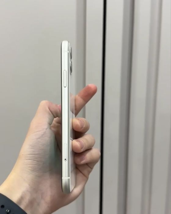 Iphone 11 128гб продам