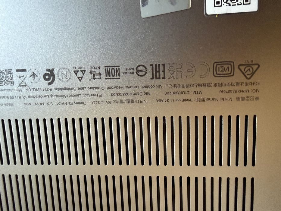 Vand laptop Lenovo Thinkbook 14 G4 defect