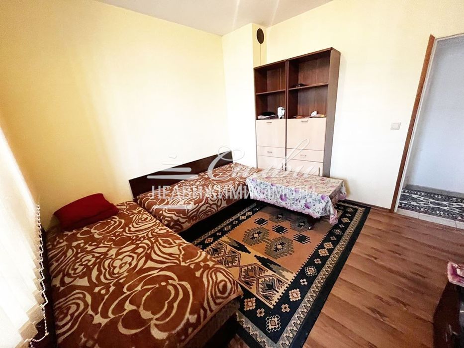Продава се Тристаен апартамент в Шумен, Боян Българанов 2 - 85 кв.м за 591 €/кв.м - Снимка #3