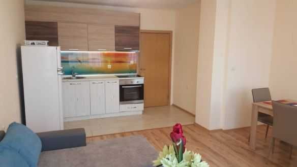 Дава се под наем Тристаен апартамент в Бургас, Изгрев - 80 кв.м за 165.75 € - Снимка #13