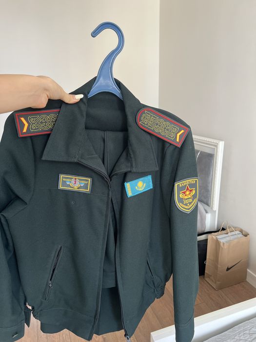 Женская офисная форма
