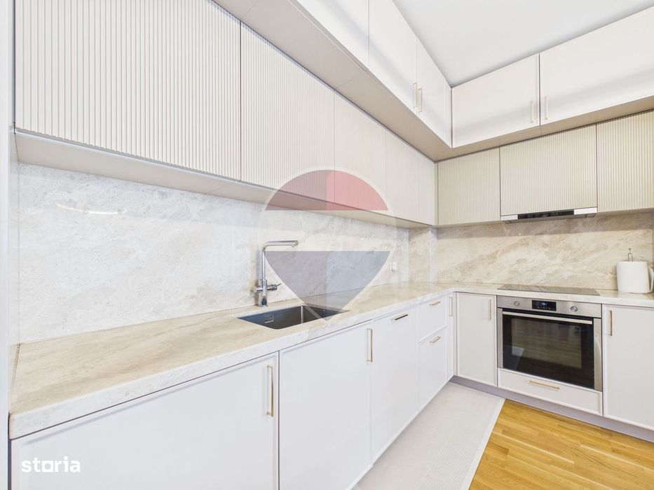 Apartament cu 4 camere de închiriat în zona Agronomie