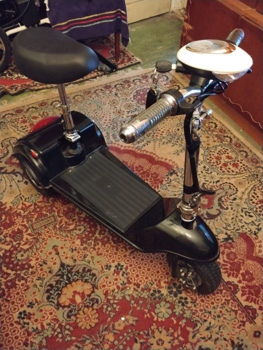 Scuter electric, 3 roti, motor 24v