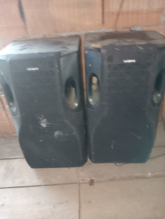 Boxe sony au bas mare și se aude tare