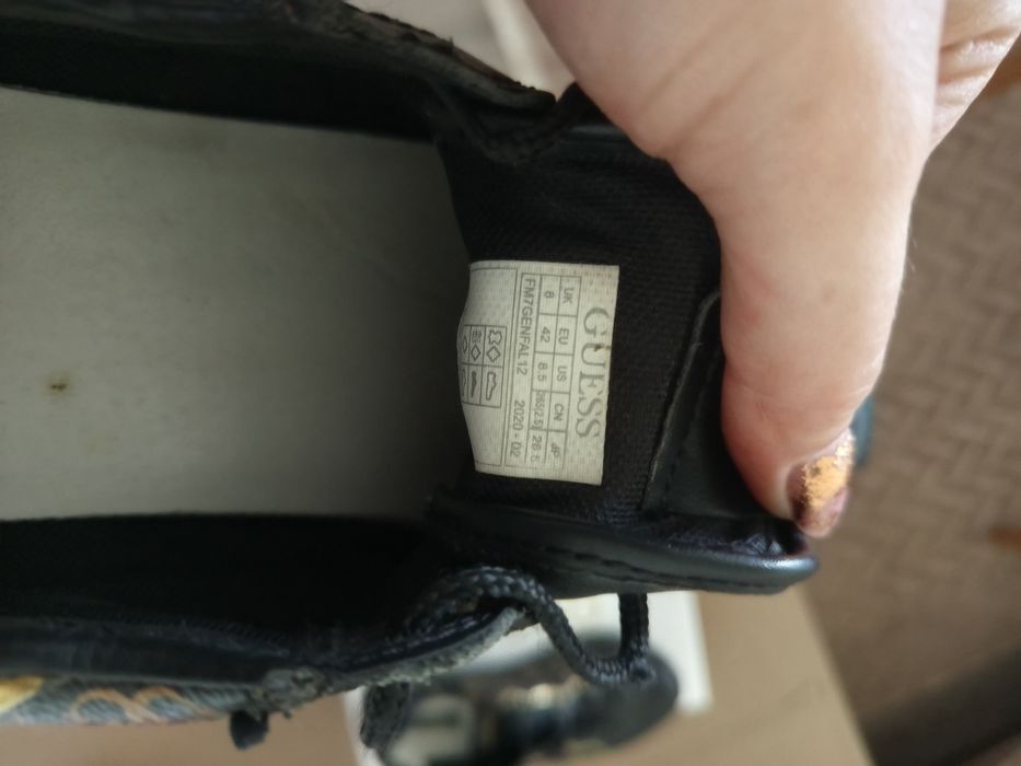 Маратонки guess unisex